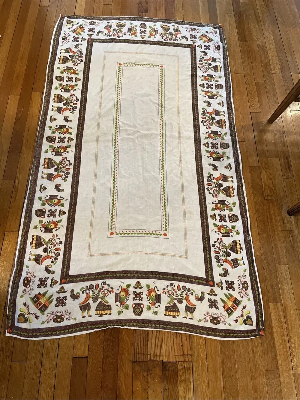 Vintage Pennsylvania Dutch Folk Art Linen Tablecloth 43x75 Amish Couple *READ